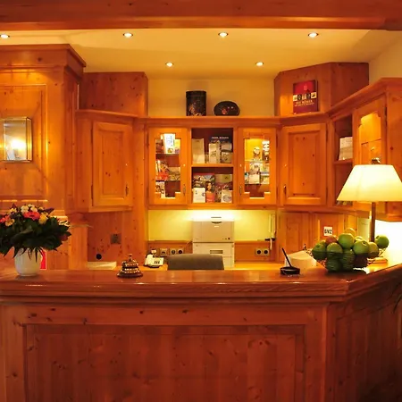 Hotel Alter Packhof 4*